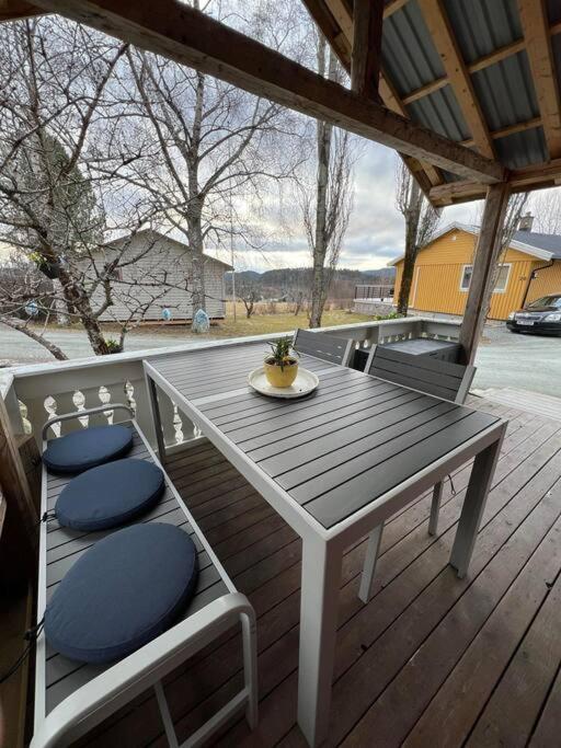 Idyllisk Minihus I Landlige Omgivelser - Med 5 Sengeplasser Og Parkering Åsen Exterior foto